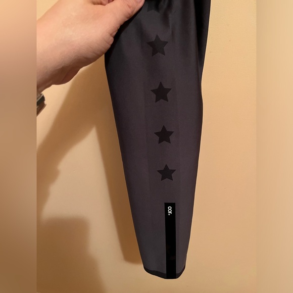 LAST CHANCE | Cor by Ultracor Ombre Star Leggings in Black - Picture 9 of 11